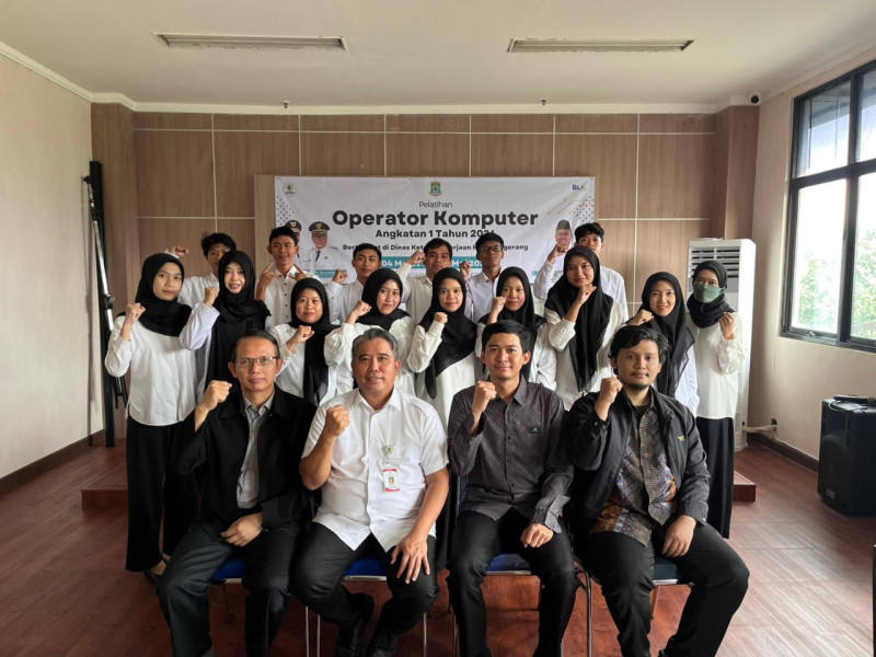 PEMBUKAAN OPERATOR KOMPUTER ANGKATAN 1 2026